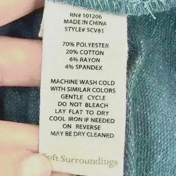 💢SOLD OUT💢 SOFT SURROUNDINGS Blue Cowl Neck Sweater with Button Detail Size XL - Picture 3 of 5